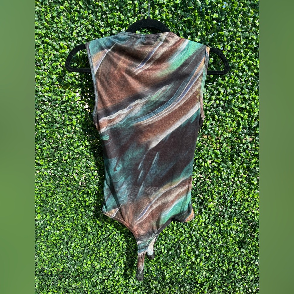 Green Abstract Ruched Bodysuit - Picture 2 of 4